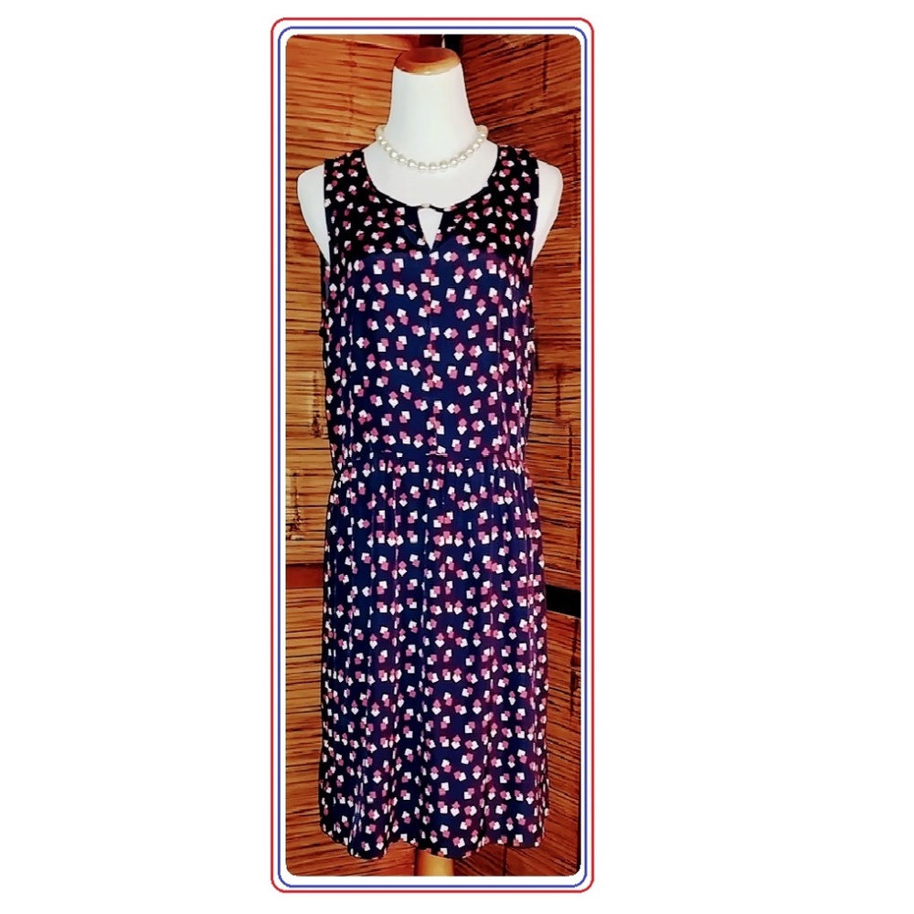 Summer Keyhole Sleeveless Dress Ladies Sz LG EXCELLENT CONDITION